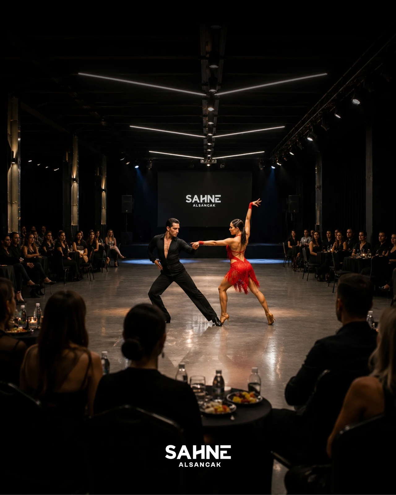 Sahne Alsancak — Dans & performans